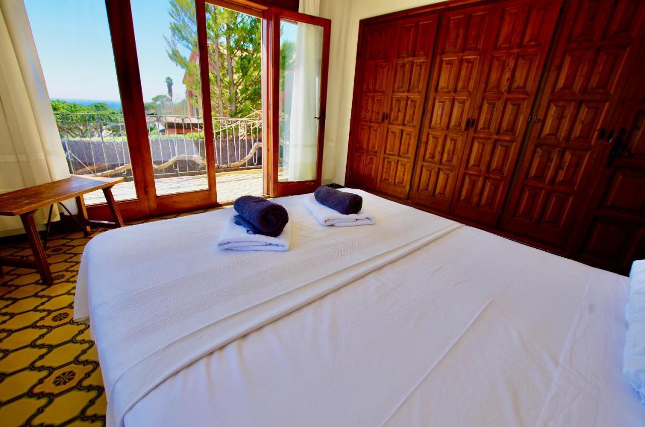 V&V Lloret- Villa Mediterrania, Vistas Panoramicas Al Mar โยเรตเดมาร์ ภายนอก รูปภาพ